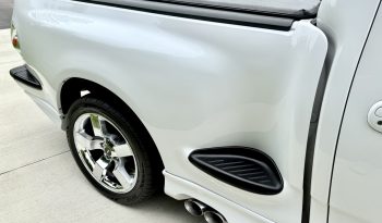 
										2000 Ford F-150 SVT Lightning full									