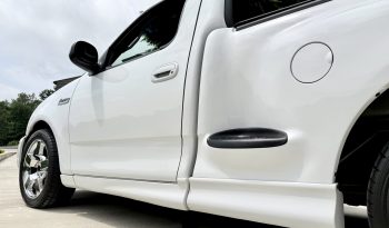 
										2000 Ford F-150 SVT Lightning full									