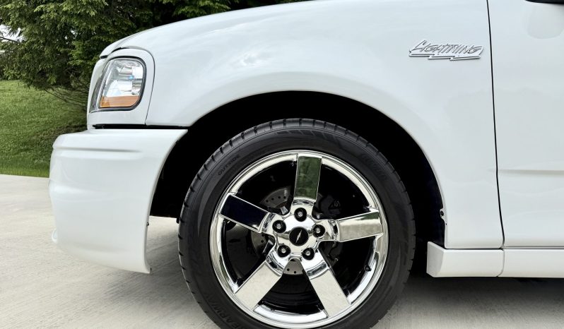 
								2000 Ford F-150 SVT Lightning full									