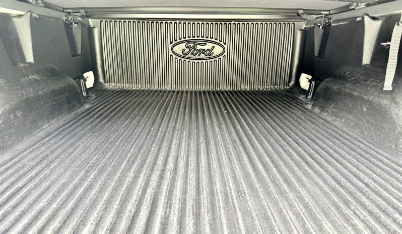 
								2000 Ford F-150 SVT Lightning full									