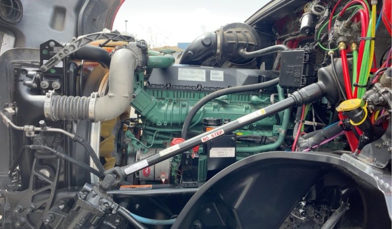 
								2019 Volvo VNL T/A full									