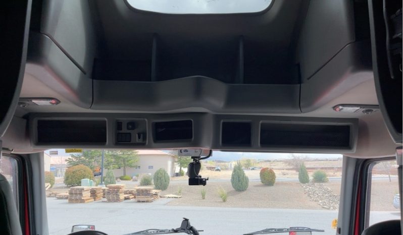 
								2019 Volvo VNL T/A full									